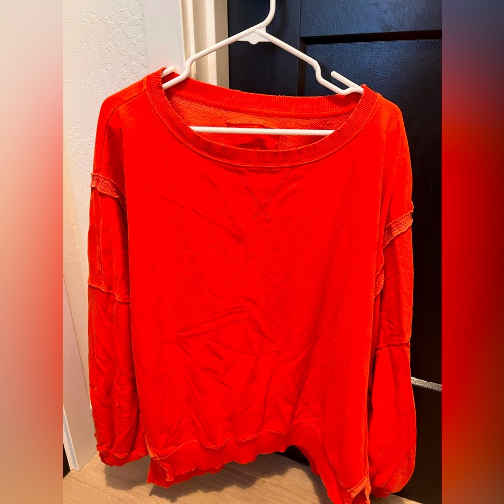 Like new! Women’s American Eagle oversized sweatshirt size XL